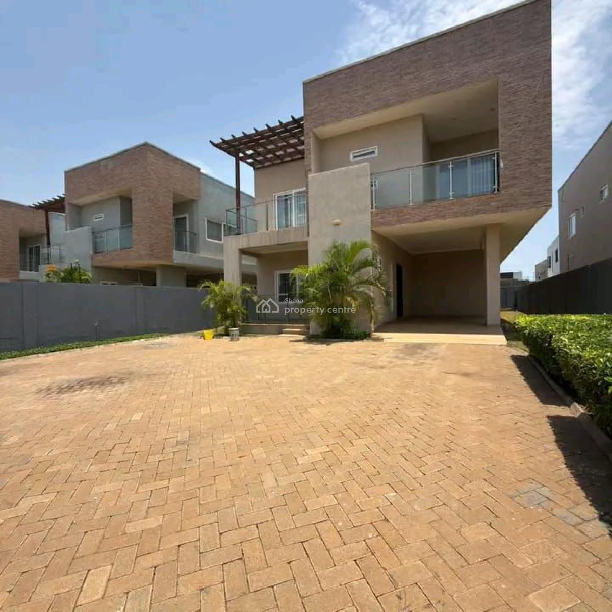 Executive 4-bedroom House+ Bq @east Airport, East Airport, Airport Residential Area, Accra, House for Rent