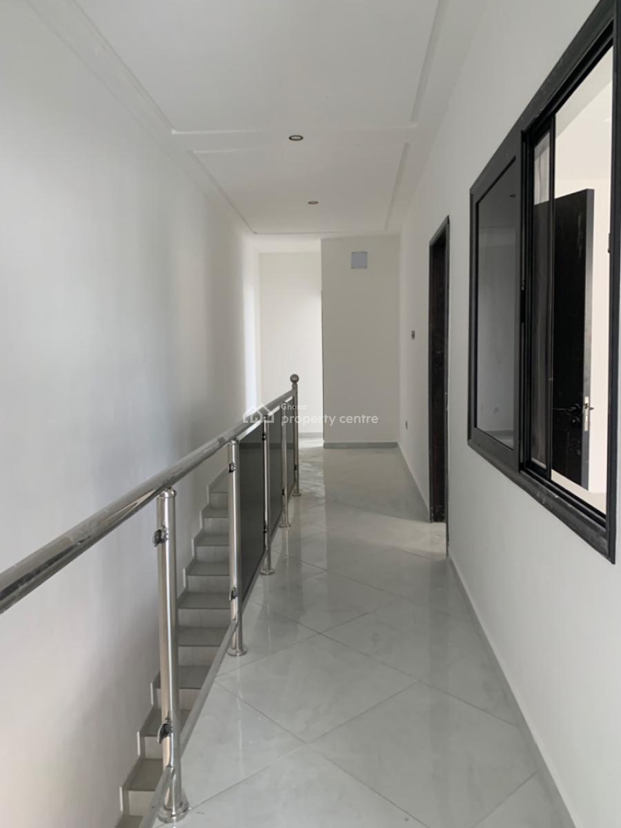 3 Bedroom Terrace Houses with Boys Quarters, Oyarifa, La Nkwantanang Madina Municipal, Accra, House for Sale