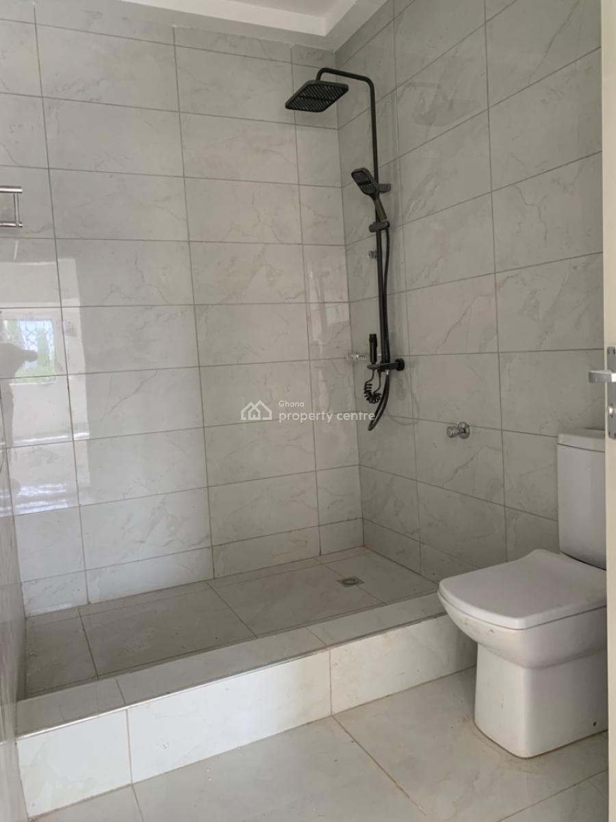 3 Bedroom Terrace Houses with Boys Quarters, Oyarifa, La Nkwantanang Madina Municipal, Accra, House for Sale