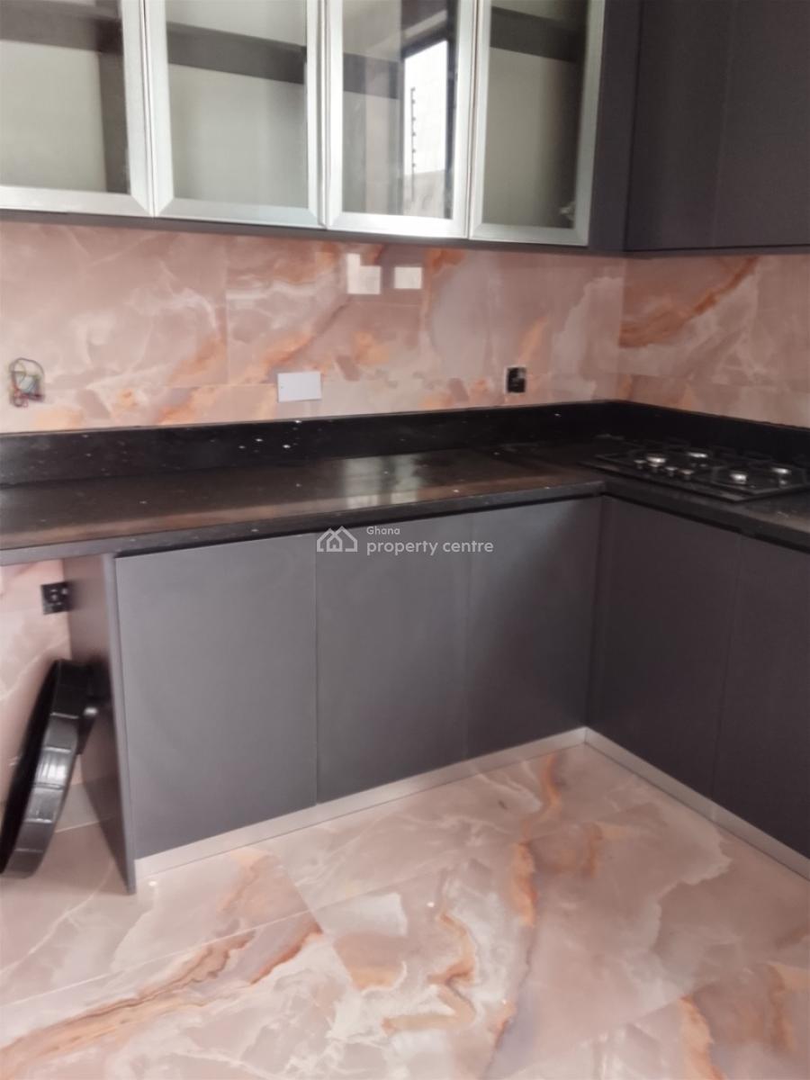 3 Bedrooms Self Compound, Teshie Bush Road, Teshie-nungua Estates, Accra, Commercial Property for Sale