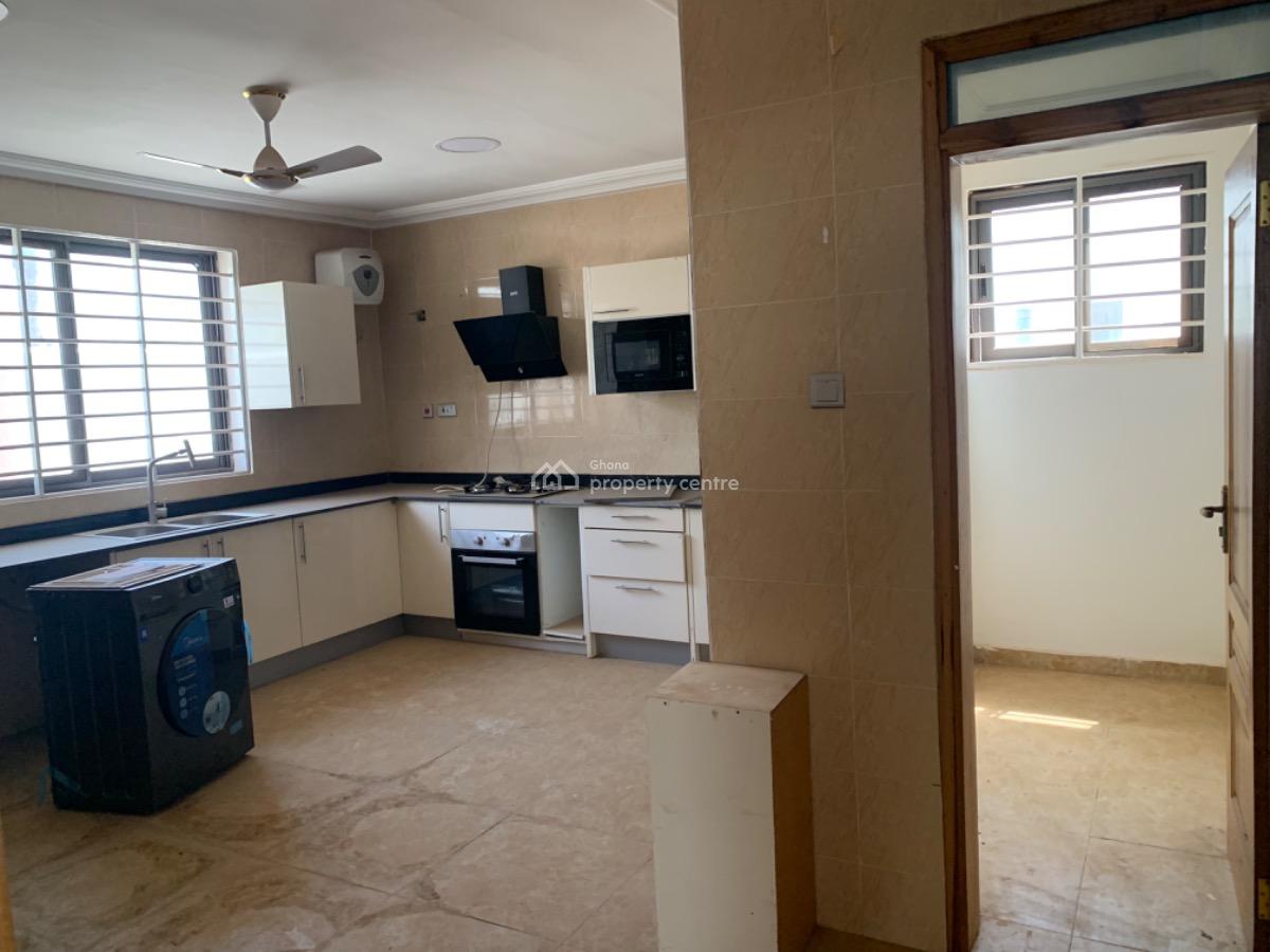4 Bedrooms House with Boys Quarters in a Gated Community, Oyarifa, La Nkwantanang Madina Municipal, Accra, Detached Duplex for Sale