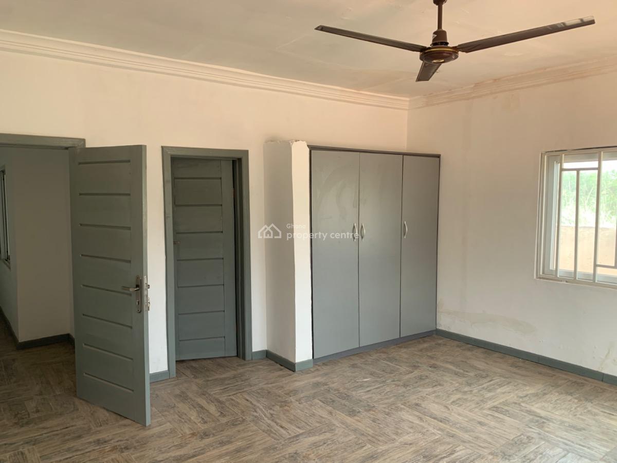 3 Bedroom Bangalore Houses in a Gated Community, Amrahia, Adenta Municipal, Accra, Semi-detached Bungalow for Rent