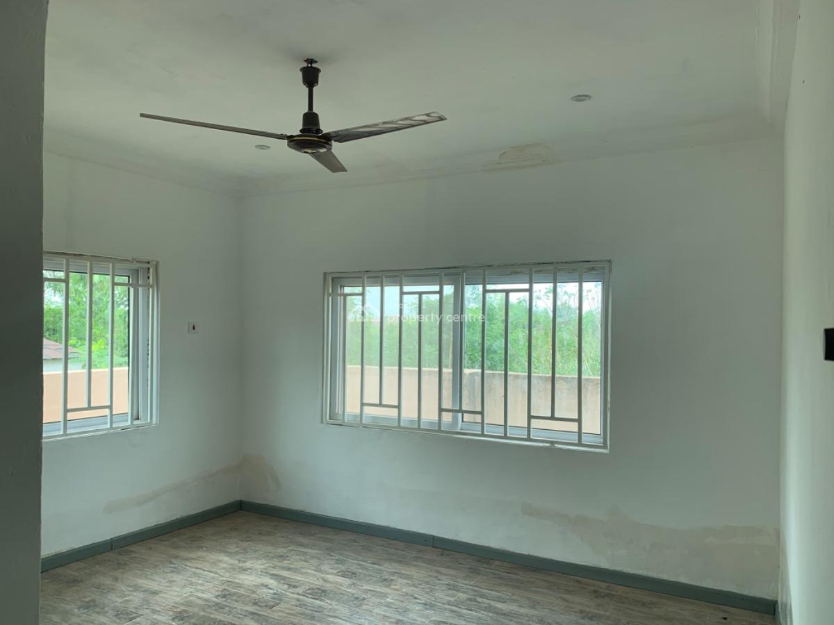 3 Bedroom Bangalore Houses in a Gated Community, Amrahia, Adenta Municipal, Accra, Semi-detached Bungalow for Rent