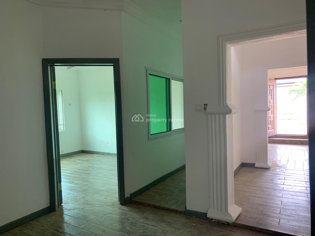 3 Bedroom Bangalore Houses in a Gated Community, Amrahia, Adenta Municipal, Accra, Semi-detached Bungalow for Rent