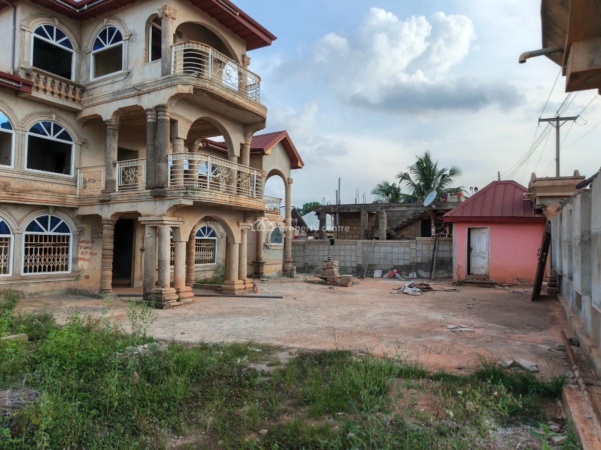23 Bedrooms, Abira, on Kenyasi Abrem Road., Kumasi Metropolitan, Ashanti, House for Sale