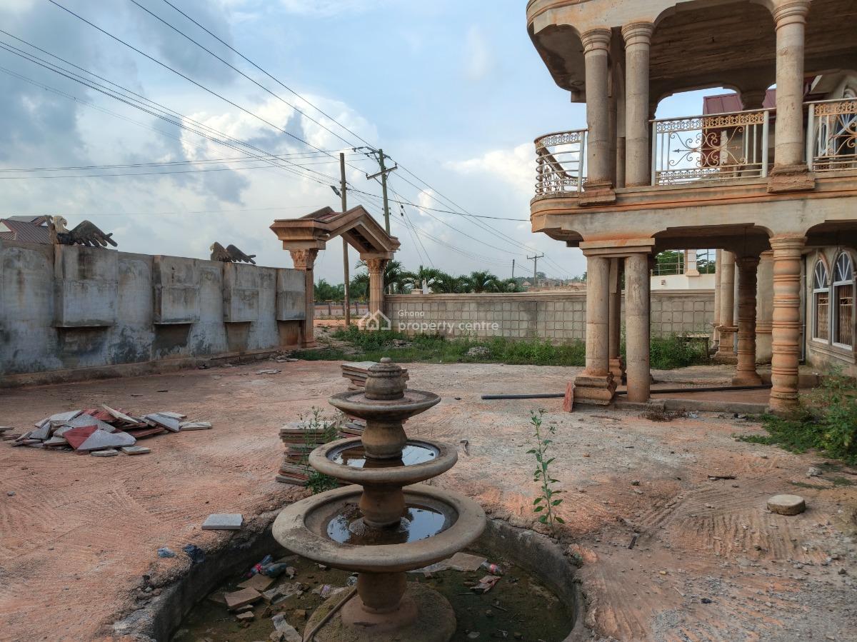 23 Bedrooms, Abira, on Kenyasi Abrem Road., Kumasi Metropolitan, Ashanti, House for Sale