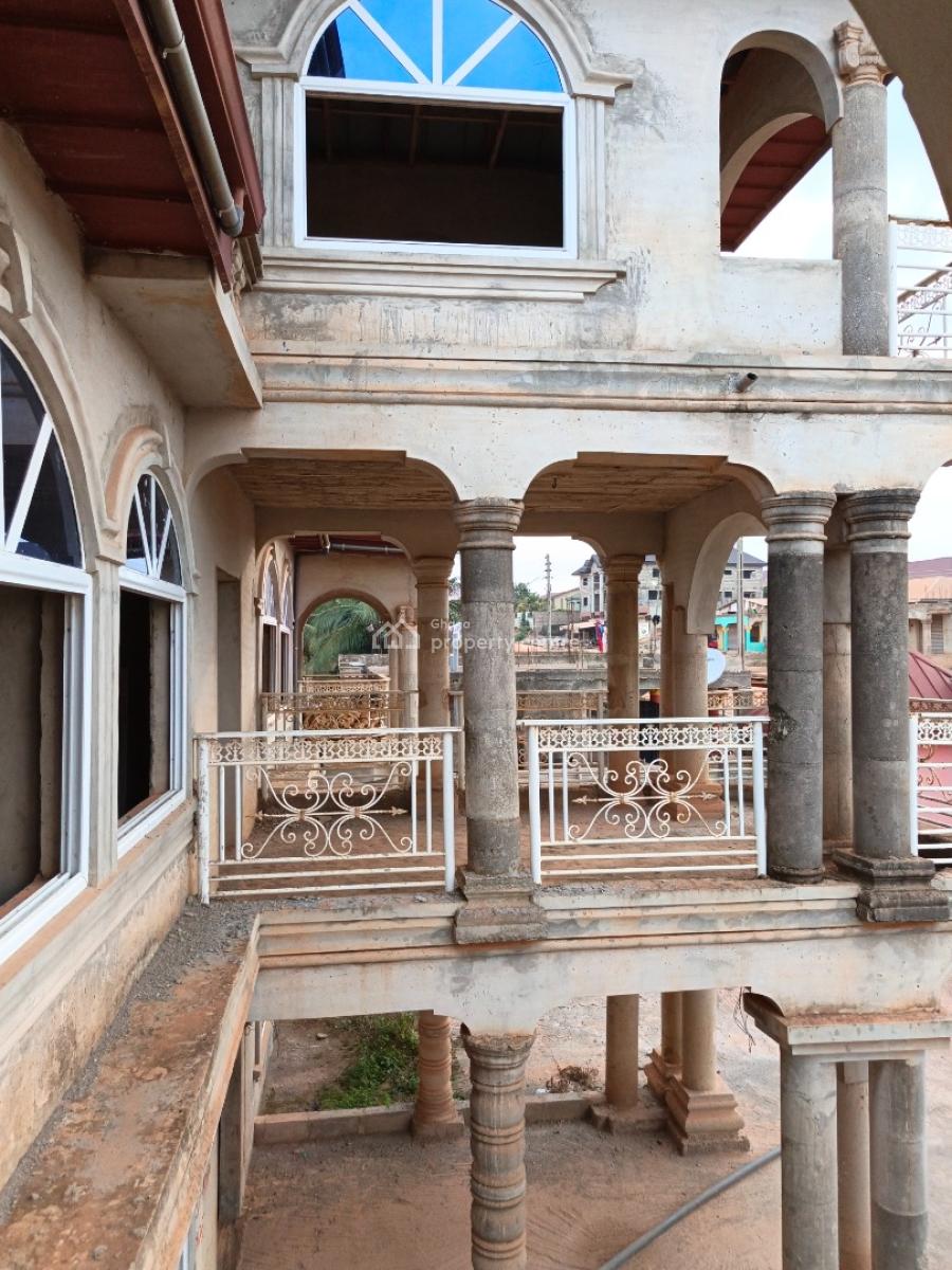 23 Bedrooms, Abira, on Kenyasi Abrem Road., Kumasi Metropolitan, Ashanti, House for Sale