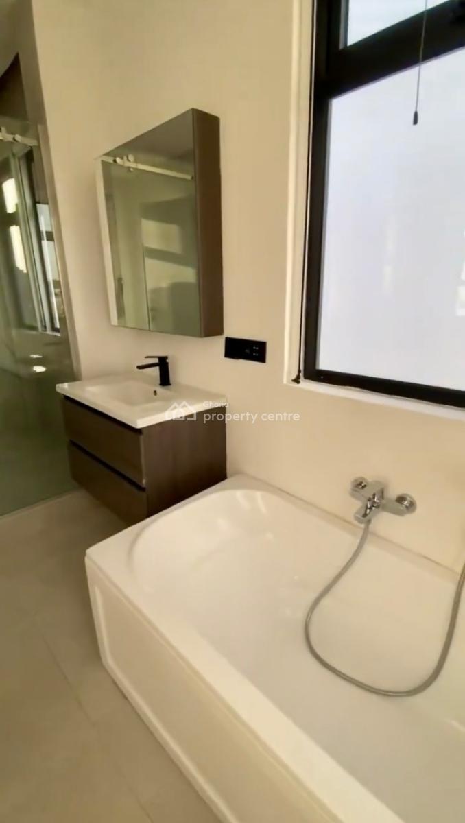 4 Bedroom Townhouse with Staff Quarters in a Gated Community with Pool, Tse Addo, Accra, Townhouse for Rent