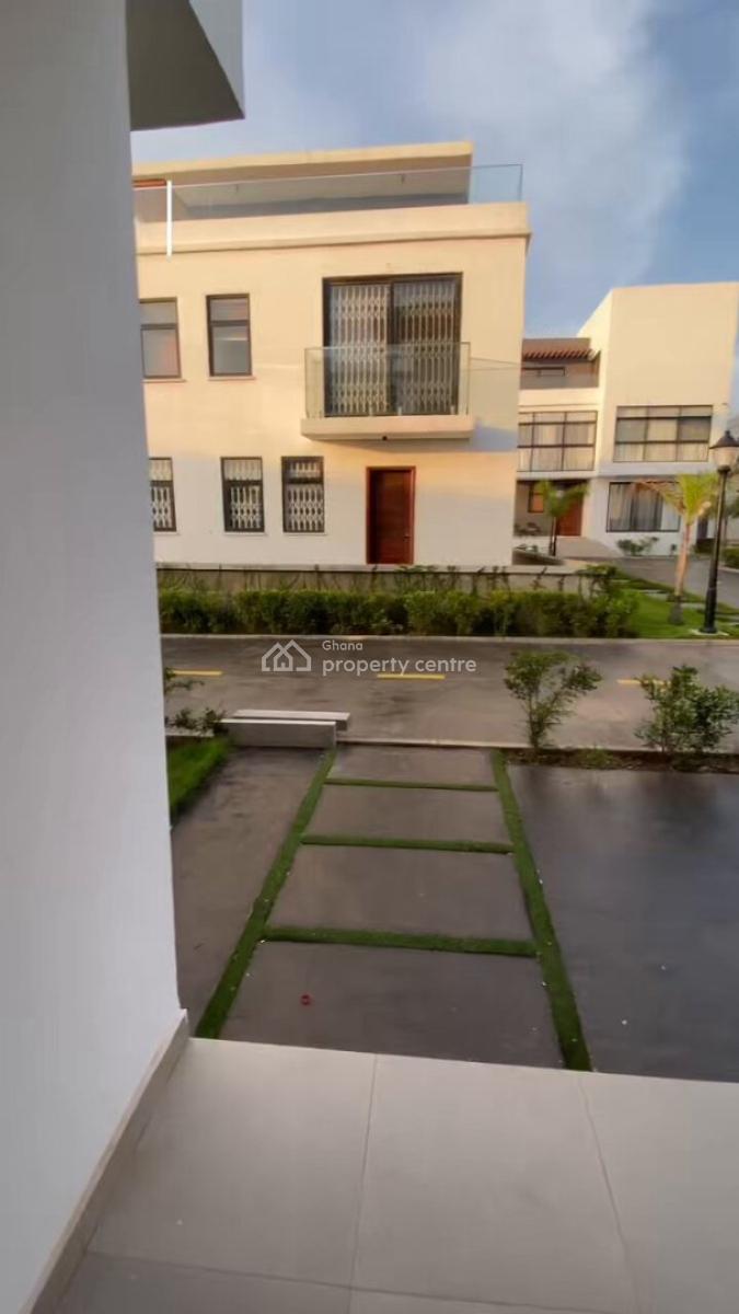 4 Bedroom Townhouse with Staff Quarters in a Gated Community with Pool, Tse Addo, Accra, Townhouse for Rent