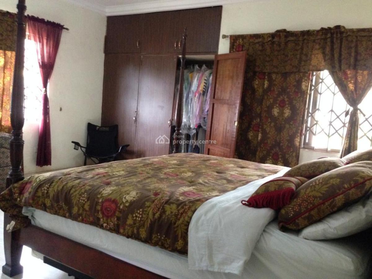 5 Bedrooms on 2 Plot at Cfc Estate, Cfc Estate, Achimota, Accra, Detached Bungalow for Sale
