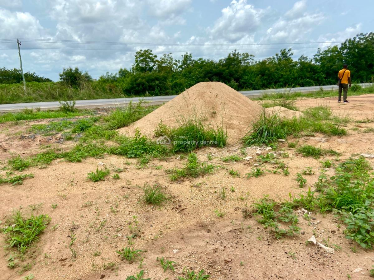 Roadside Land in Ada Toje on Accra--aflao Highway  4 Plots with 3-bedr, Ada Toje, Accra - Aflao Highway, Ada East, Accra, Commercial Land for Sale