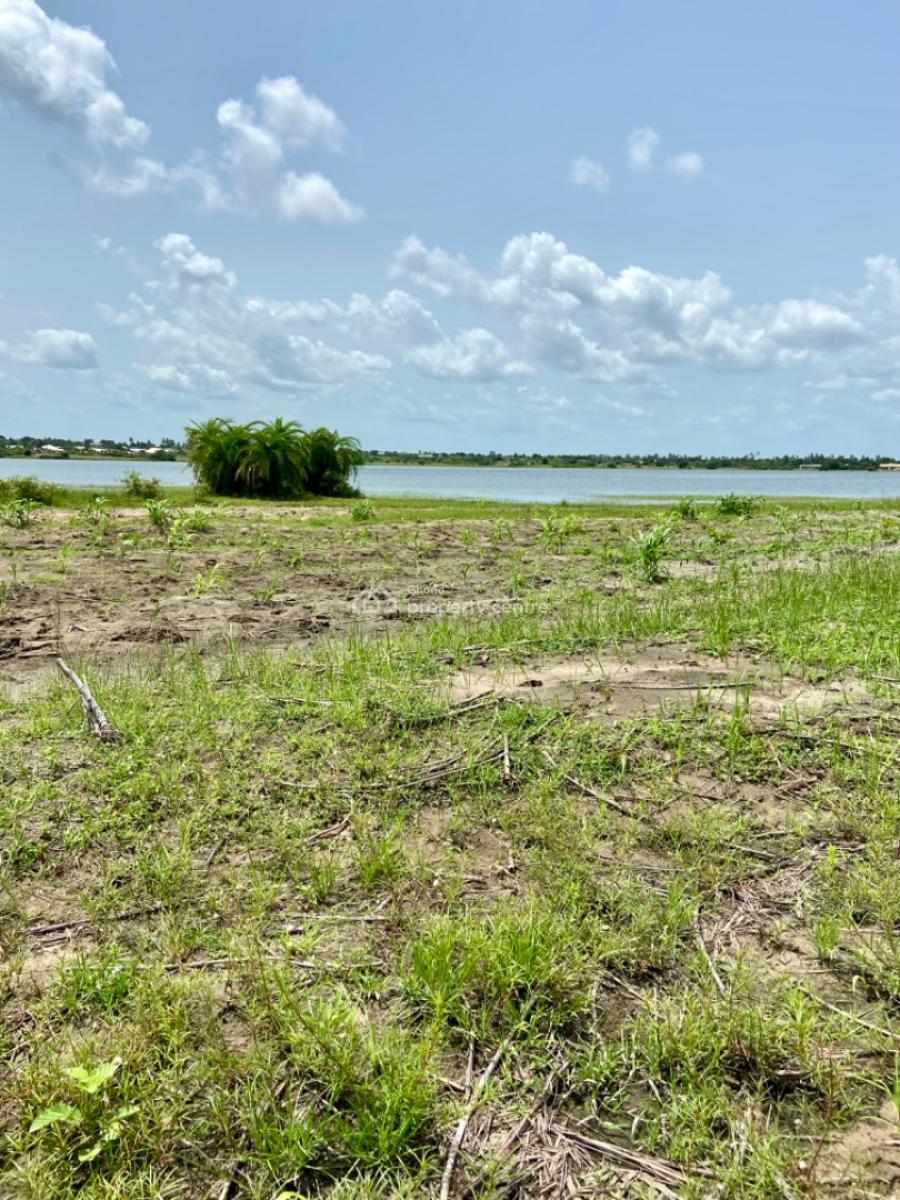 Roadside & Waterfront Land in Ada Tamatoku Near Ada--kasseh  3 Acres (, Ada Tamatoku, Kasseh Ada, Ada East, Accra, Mixed-use Land for Sale