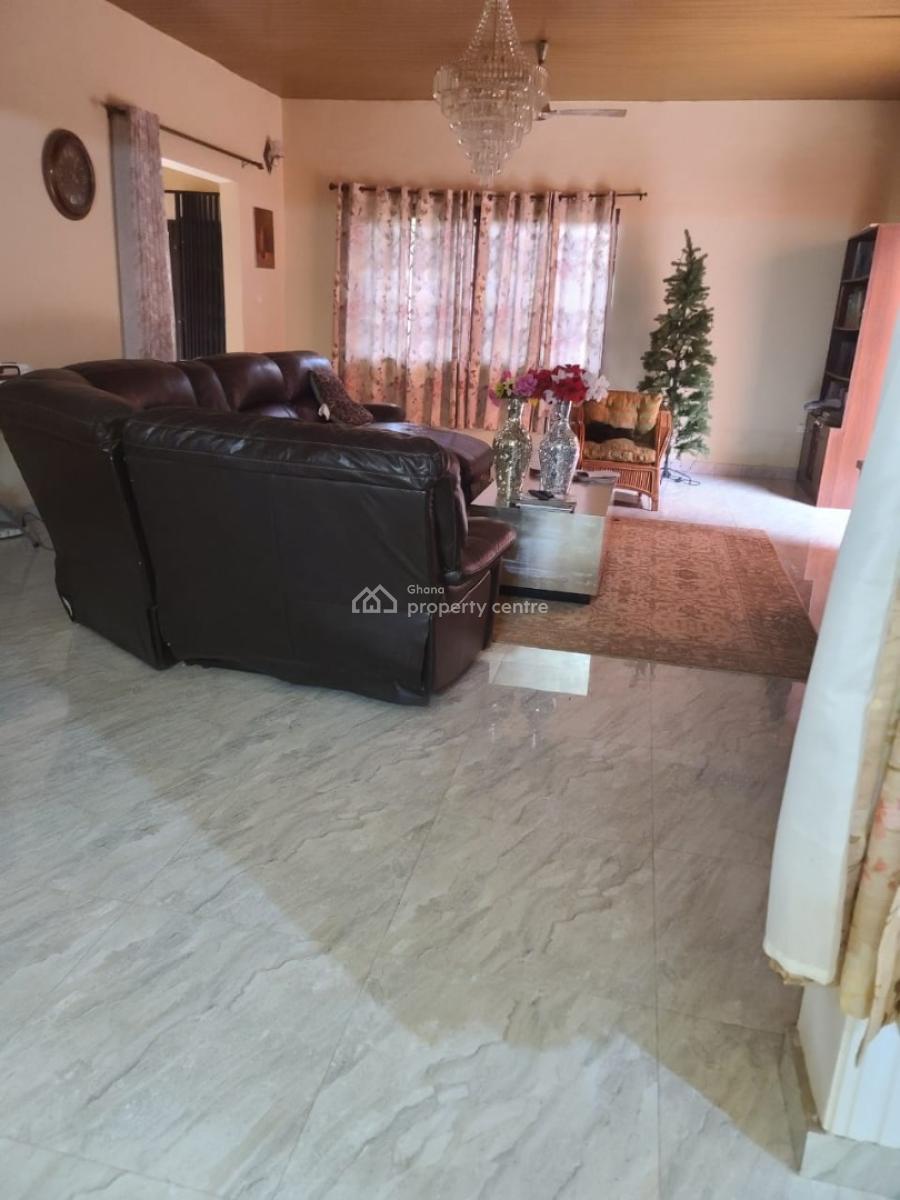 6 Bedroom House with a Garden at Oyibi, Oyibi, Accra Metropolitan, Accra, House for Sale