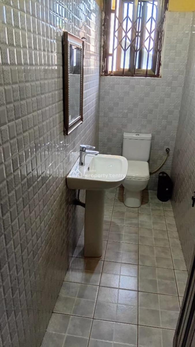 6 Bedroom House with a Garden, Oyibi, Accra Metropolitan, Accra, House for Sale