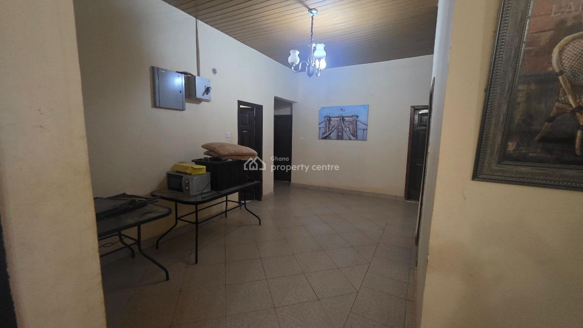 Spacious 6 Bedroom House with a Garden, Oyibi, Accra Metropolitan, Accra, House for Sale