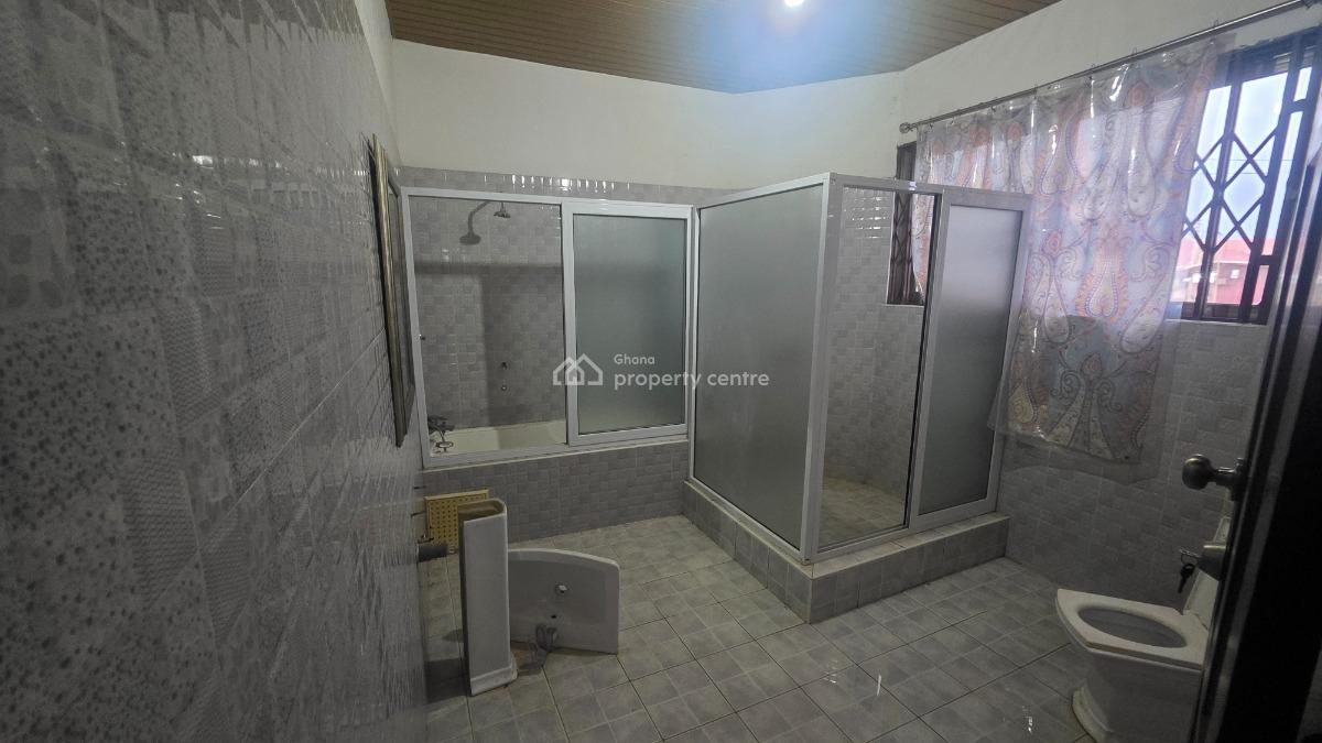 Spacious 6 Bedroom House with a Garden, Oyibi, Accra Metropolitan, Accra, House for Sale