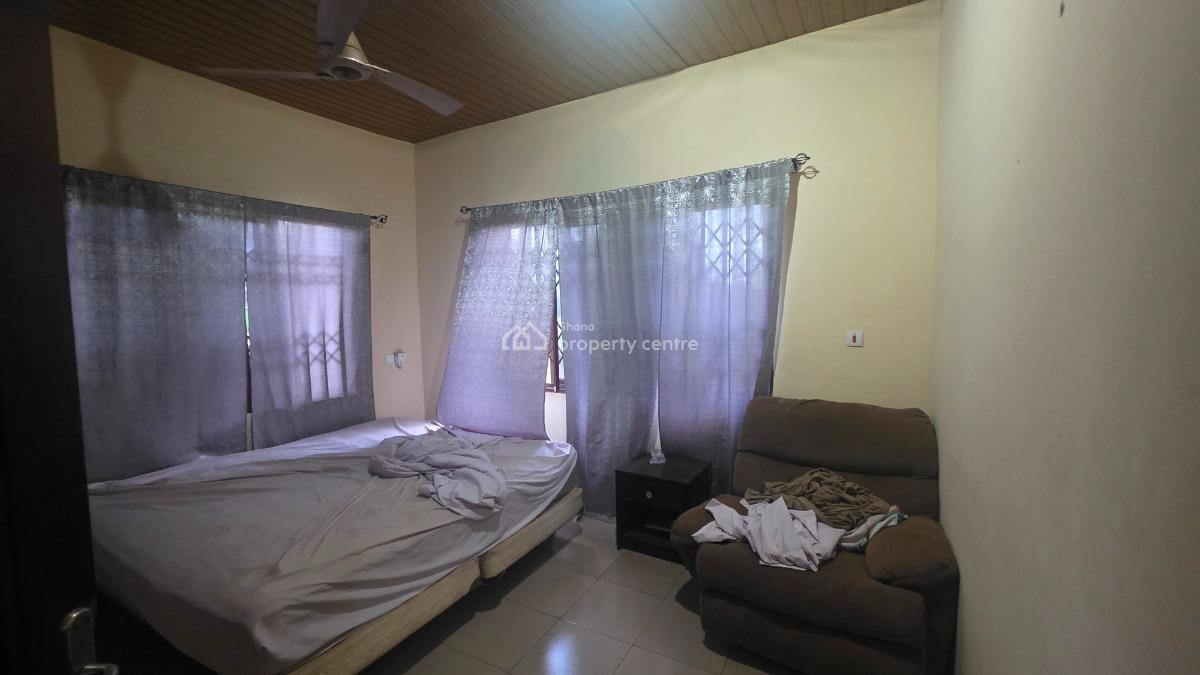 Spacious 6 Bedroom House with a Garden, Oyibi, Accra Metropolitan, Accra, House for Sale