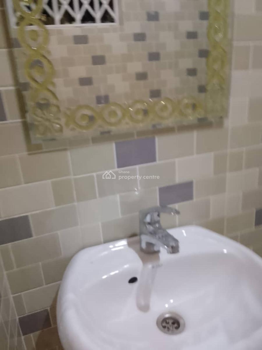 One Bedroom Self Contain Apartment, Tse Addo Round About, Tse Addo, Accra, Mini Flat for Rent