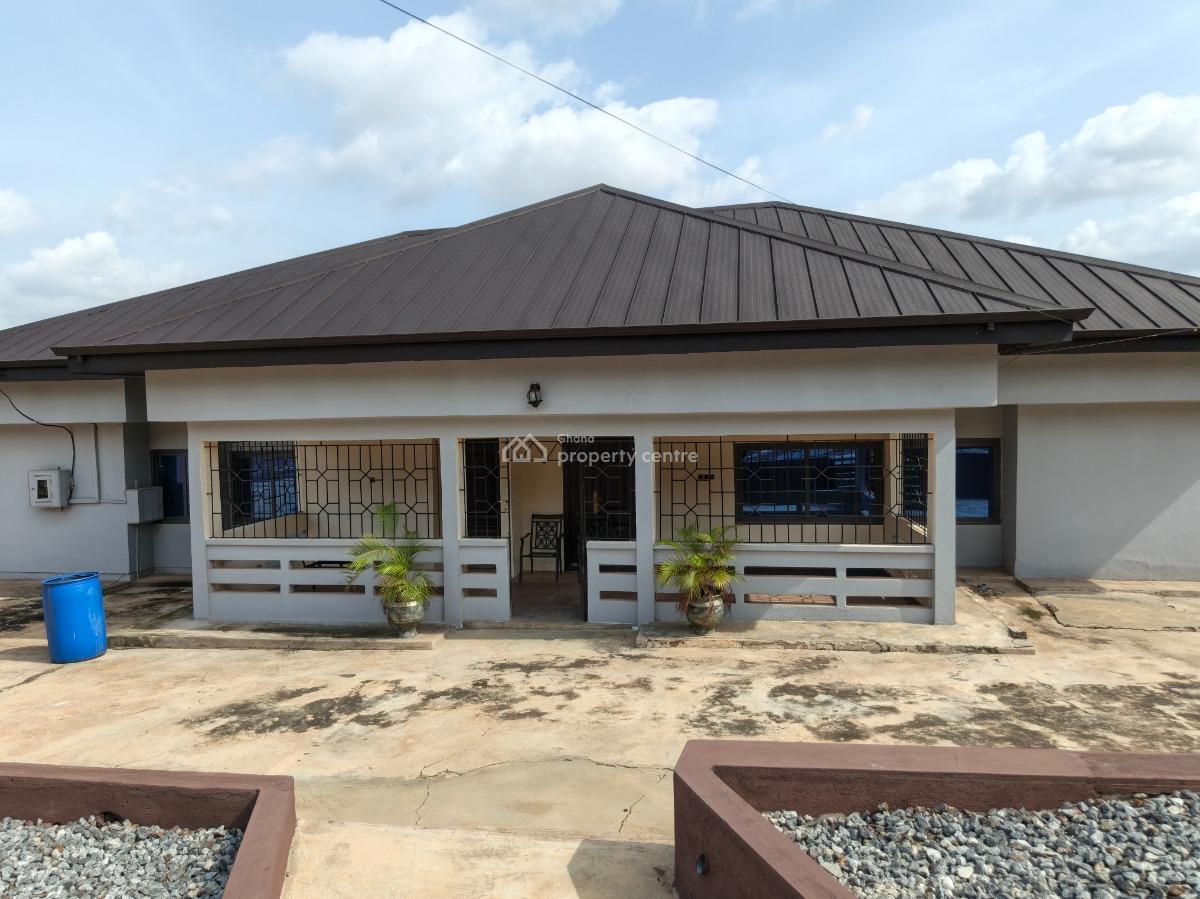 5 Bedroom, Buokrom Estate South Africa, Kumasi Metropolitan, Ashanti, House for Sale