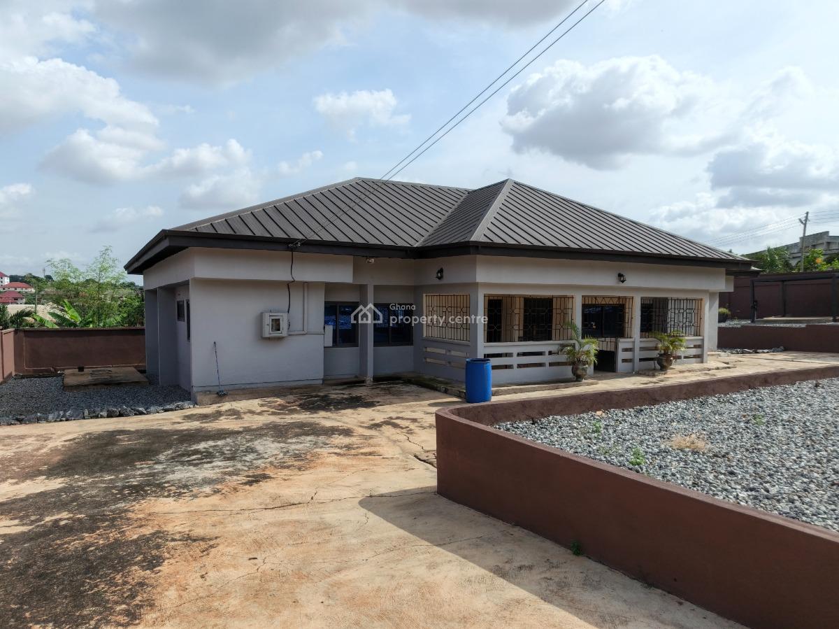 5 Bedroom, Buokrom Estate South Africa, Kumasi Metropolitan, Ashanti, House for Sale