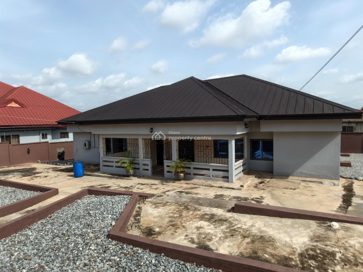 5 Bedroom, Buokrom Estate South Africa, Kumasi Metropolitan, Ashanti, House for Sale