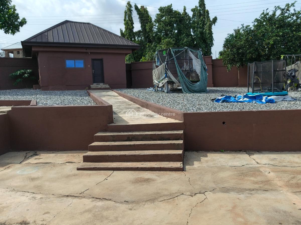 5 Bedroom, Buokrom Estate South Africa, Kumasi Metropolitan, Ashanti, House for Sale