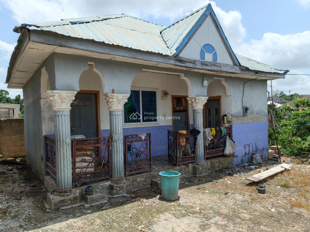 6 Bedrooms, Nwamasi, Near Kenyasi, Kumasi Metropolitan, Ashanti, House for Sale