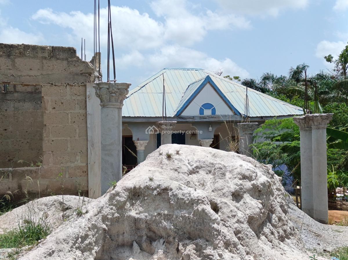 6 Bedrooms, Nwamasi, Near Kenyasi, Kumasi Metropolitan, Ashanti, House for Sale