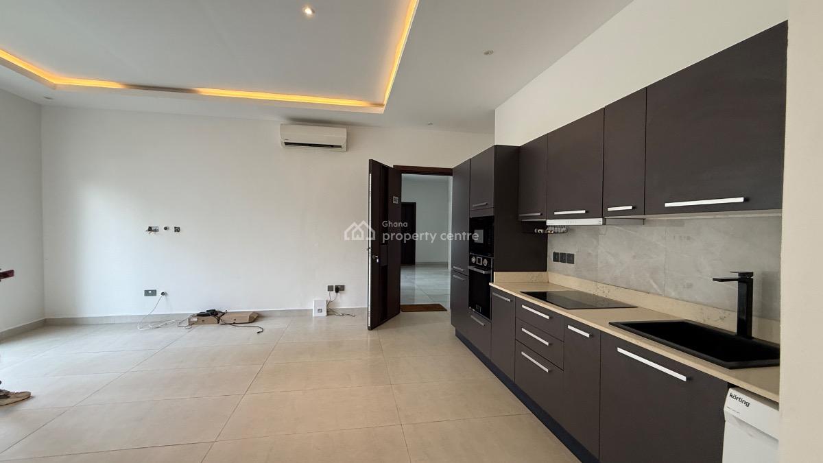Serviced 2 Bedroom Apartment in a Gated Community with Swimming Pool, Cantonments, Accra, Apartment for Rent