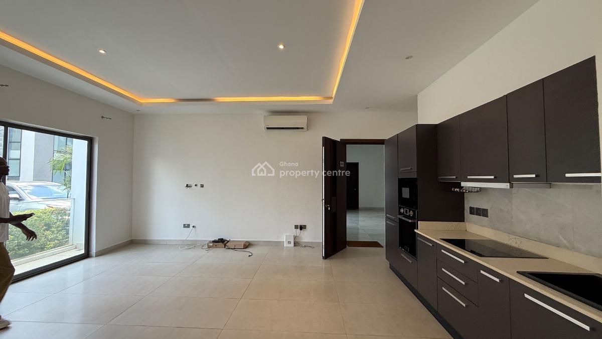 Serviced 2 Bedroom Apartment in a Gated Community with Swimming Pool, Cantonments, Accra, Apartment for Rent