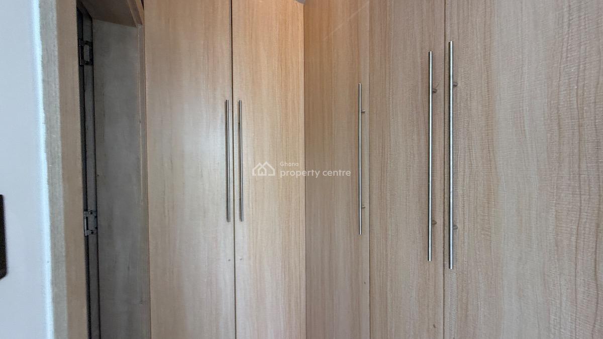 Serviced 2 Bedroom Apartment in a Gated Community with Swimming Pool, Cantonments, Accra, Apartment for Rent
