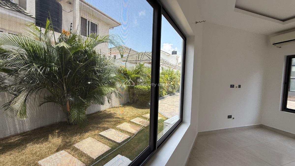 Serviced 2 Bedroom Apartment in a Gated Community with Swimming Pool, Cantonments, Accra, Apartment for Rent