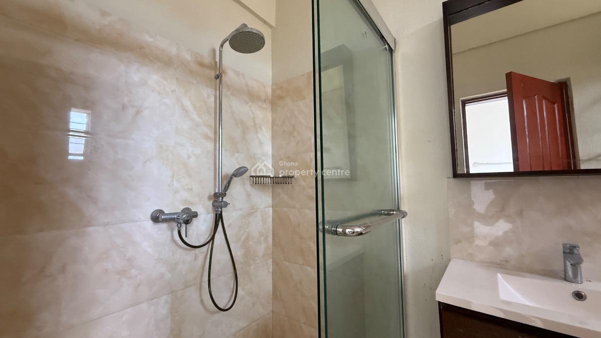 Semi Furnished 3 Bedroom Apartment with Staff Quarters and Pool, Cantonments, Accra, Apartment for Rent
