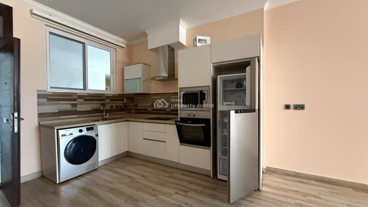 Semi Furnished 2 Bedroom Apartment with Swimming Pool, Cantonments, Accra, Apartment for Rent