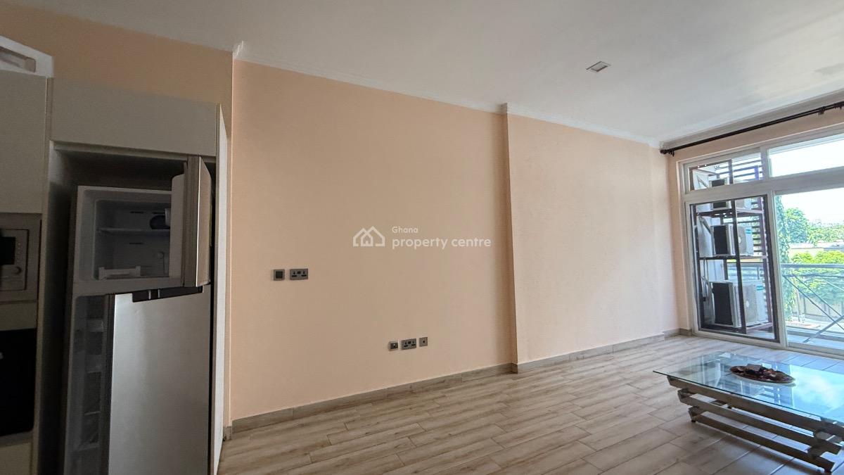 Semi Furnished 2 Bedroom Apartment with Swimming Pool, Cantonments, Accra, Apartment for Rent
