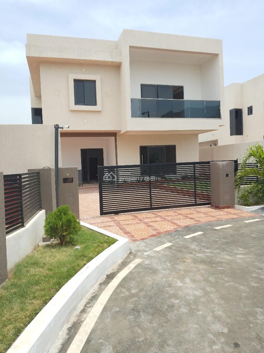 3 Bedroom House, Fitted Kitchen, Washing Machine, Fridge. Gated Comnty, East Airport, Manet Enclaves, East Airport, Airport Residential Area, Accra, Detached Duplex for Sale