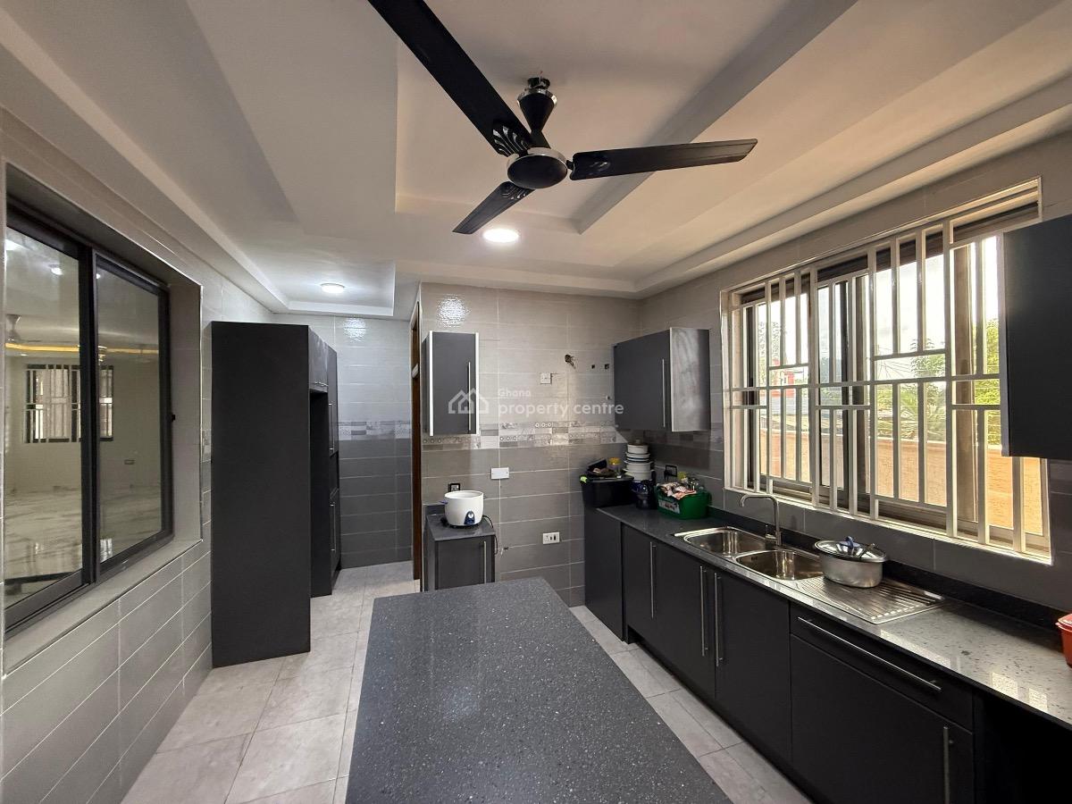 3 Bedrooms, Awoshie Market, Awoshie, Ga Central Municipal, Accra, Apartment for Rent