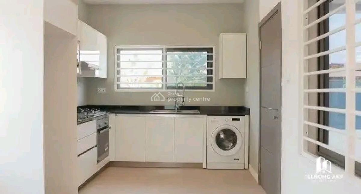 6 Units Newly Built 2 Bedrooms All Ensuite Townhouse, Teshie Greda Estate, Teshie-nungua Estates, Accra, Townhouse for Sale