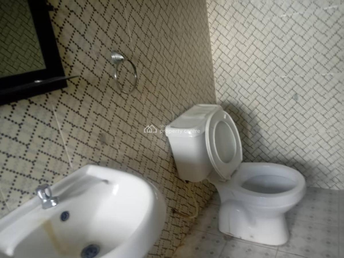 New 3 Master Bedrooms House, Obeyeyie Melvom, Amasaman, Ga West Municipal, Accra, Detached Bungalow for Sale