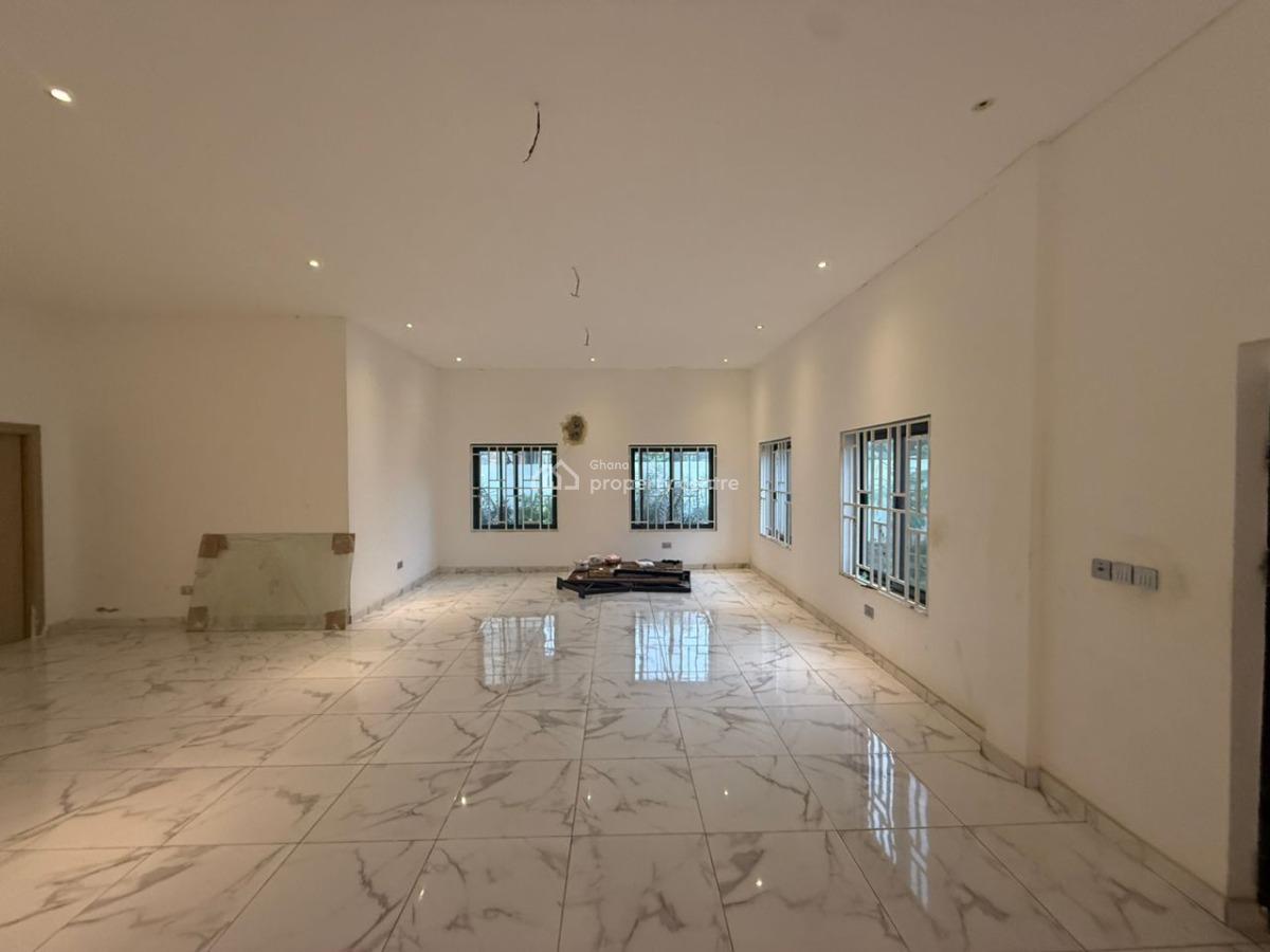 3 Bedrooms House, Ghana Flag, Oyarifa, La Nkwantanang Madina Municipal, Accra, House for Sale