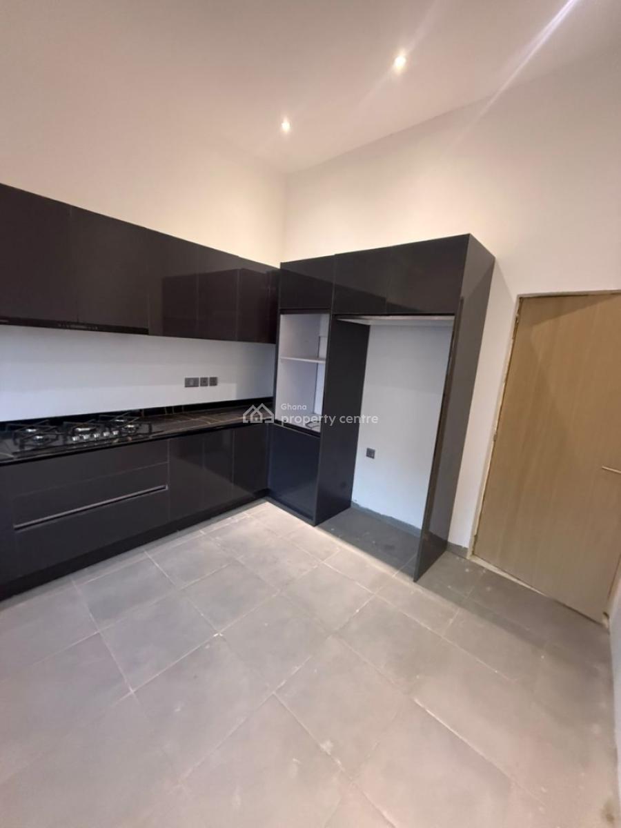 3 Bedrooms House, Ghana Flag, Oyarifa, La Nkwantanang Madina Municipal, Accra, House for Sale