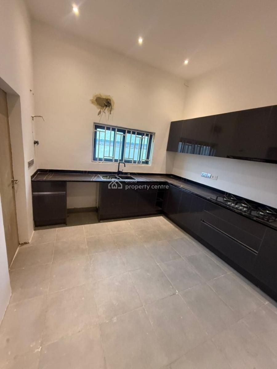 3 Bedrooms House, Ghana Flag, Oyarifa, La Nkwantanang Madina Municipal, Accra, House for Sale