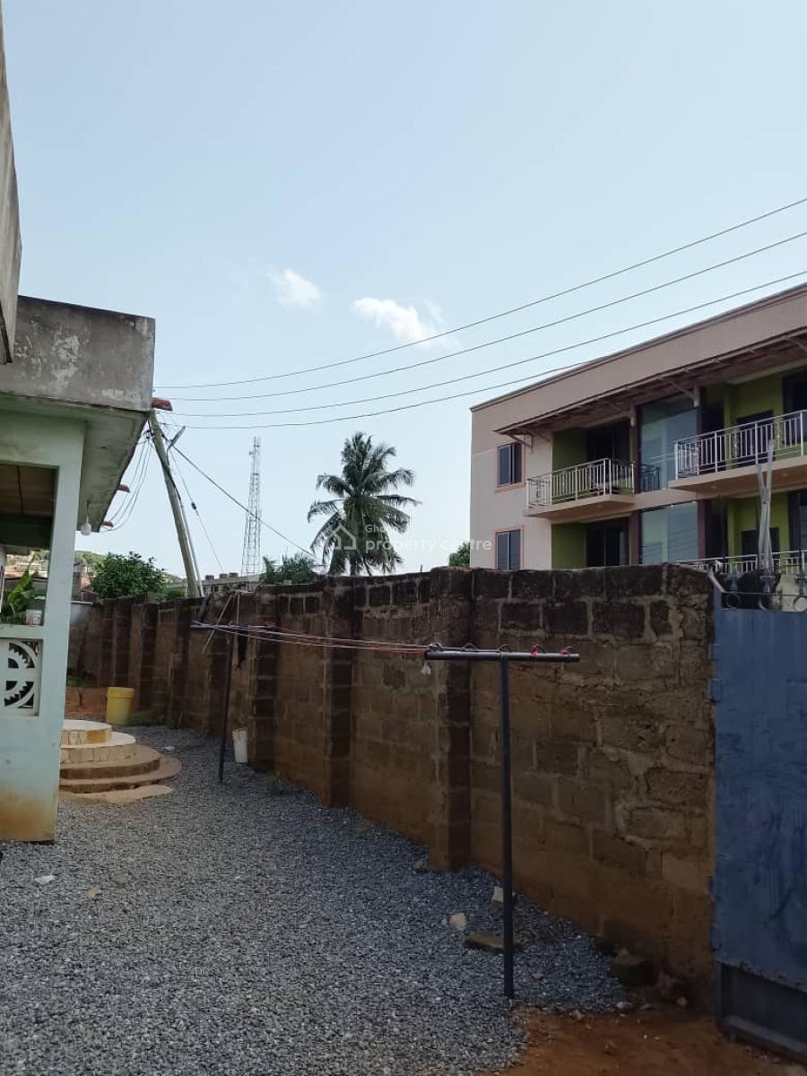 4 Bedrooms + 2 Single Room Outhouse, Pentecost Ablekuma, Ga Central Municipal, Accra, Detached Duplex for Sale