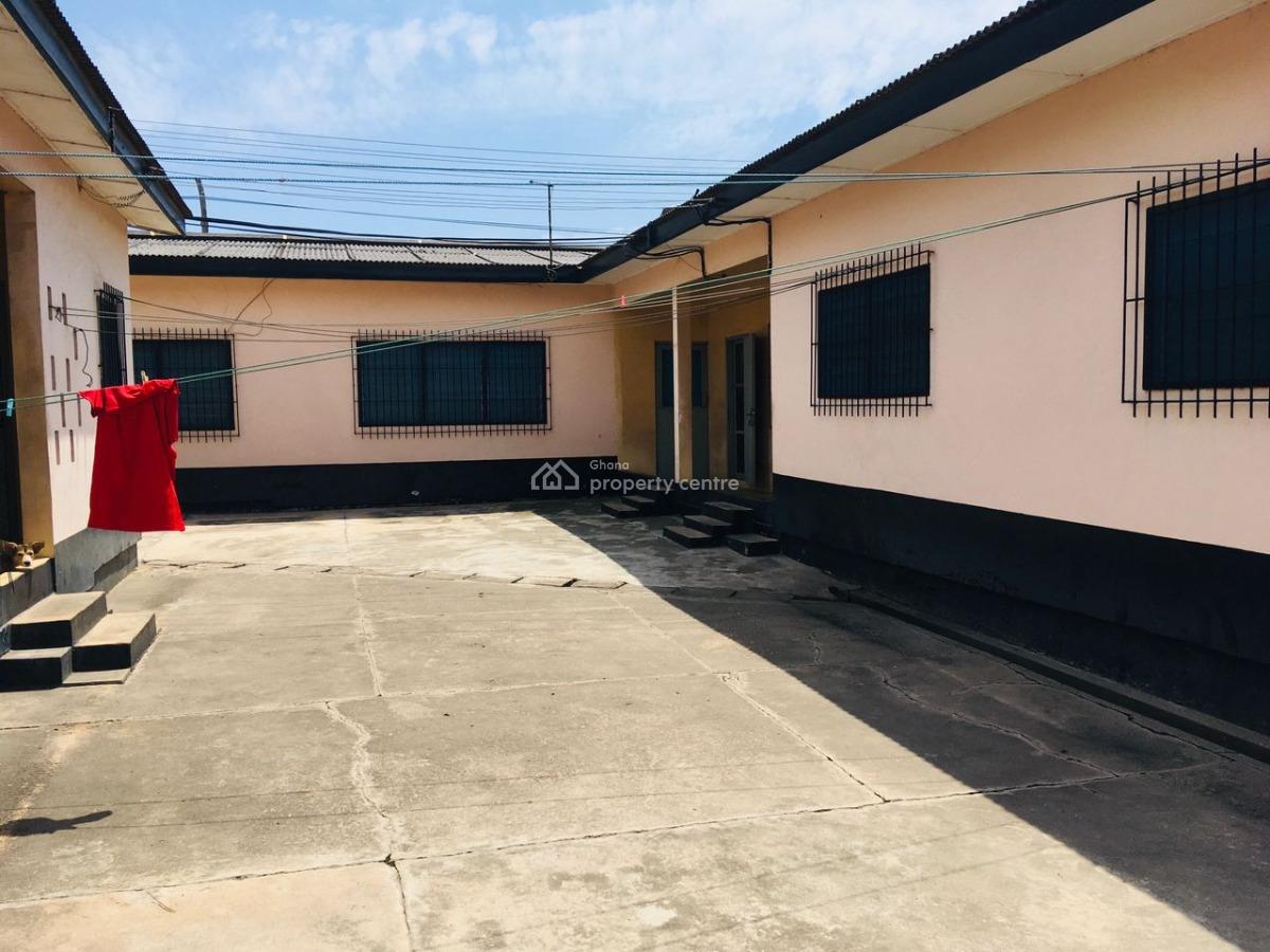4 Bedrooms + 2 Single Room Outhouse, Official Town / Darkuman, Odorkor, Accra, Detached Duplex for Sale