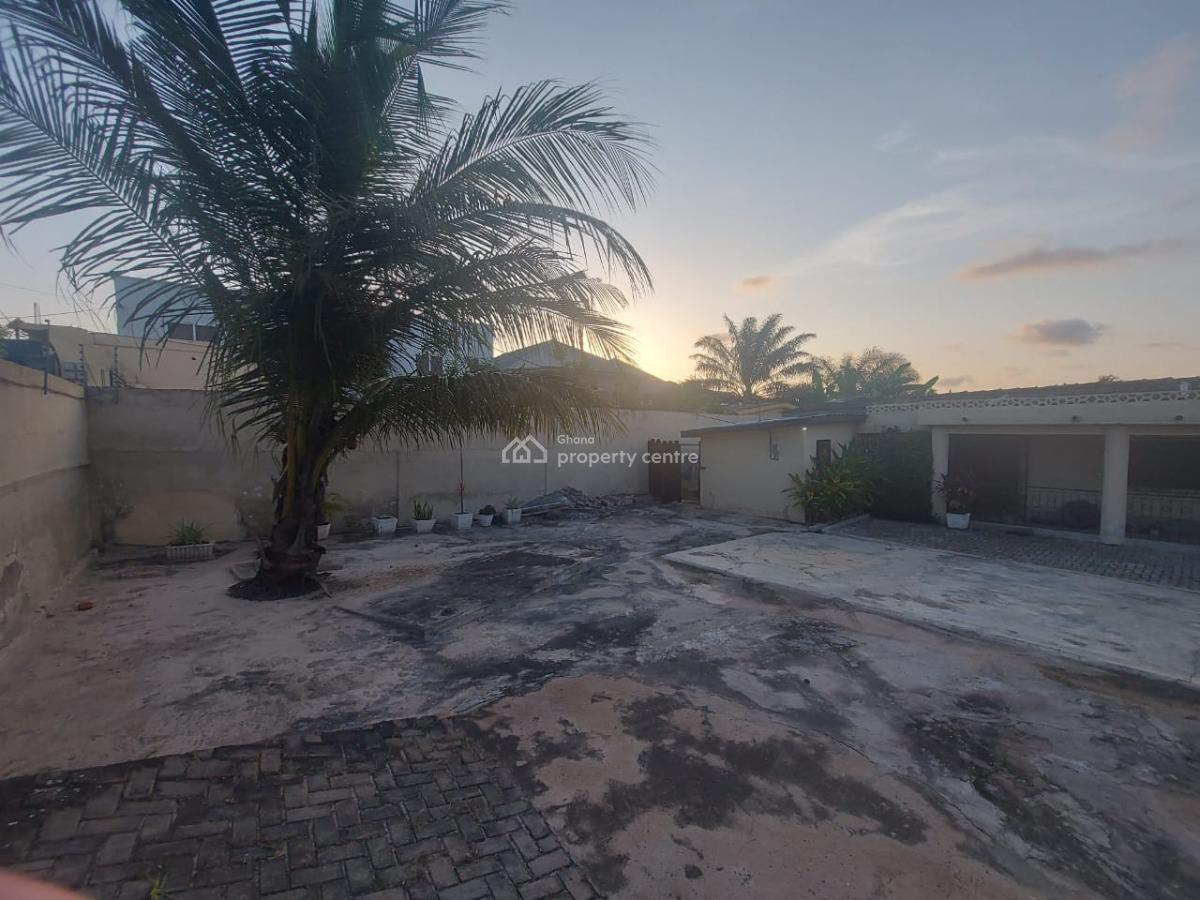 4 Bedrooms + Outhouse on Tarred Road, Official Town, Odorkor, Accra, Detached Duplex for Sale