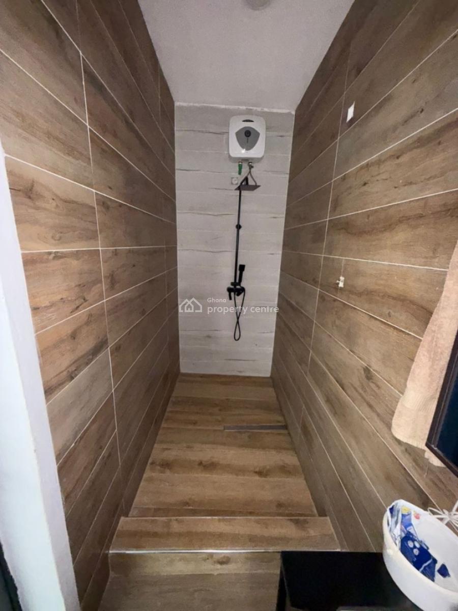 3 Bedrooms, Ashongman Estate, Ga East Municipal, Accra, Semi-detached Duplex for Sale