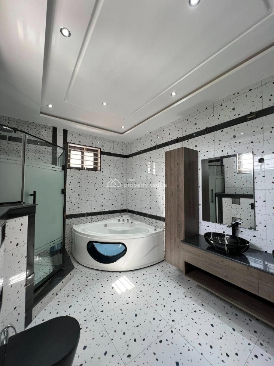 Executive 5 Bedrooms, East Legon, Accra, House for Sale