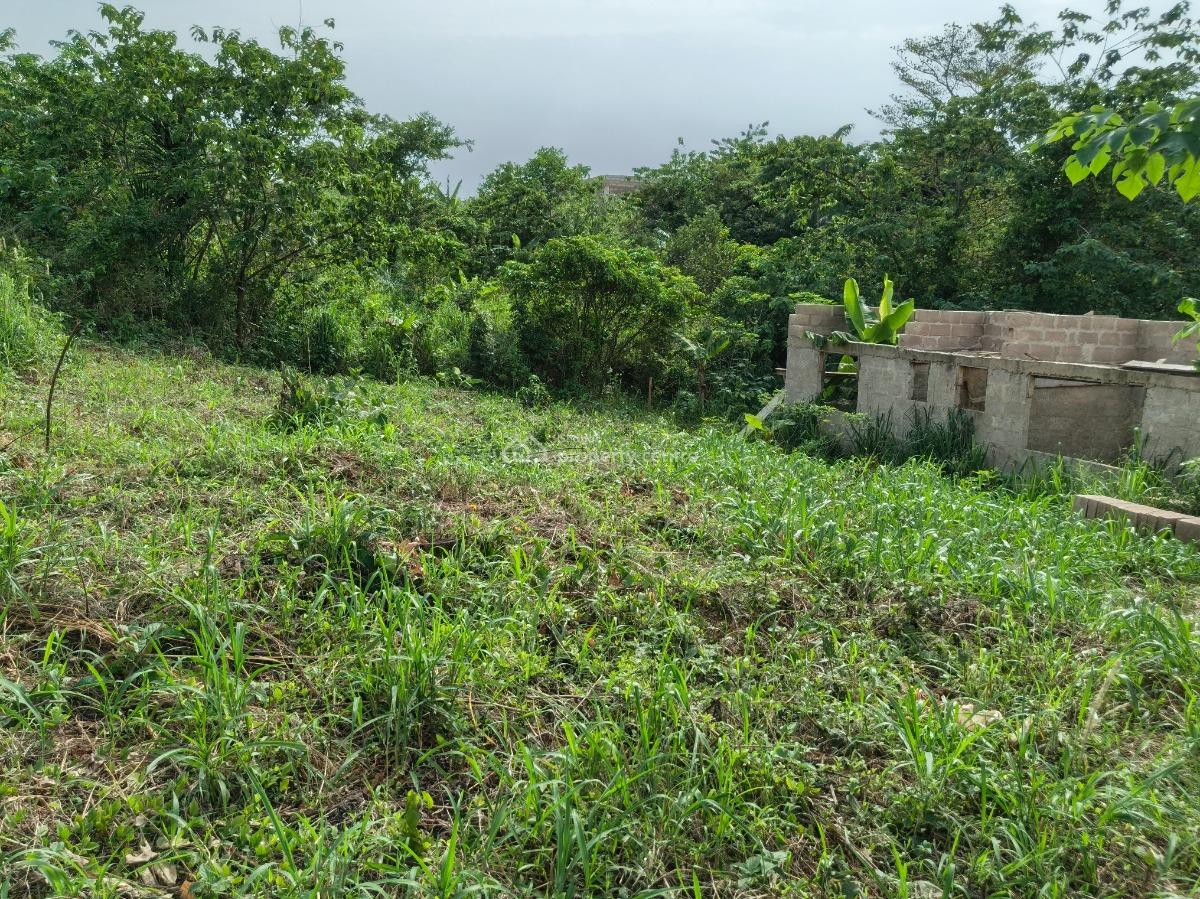 Half Plot   90*40 Ft, Adankwaame, on Abrepo Barekese Road., Kumasi Metropolitan, Ashanti, Residential Land for Sale