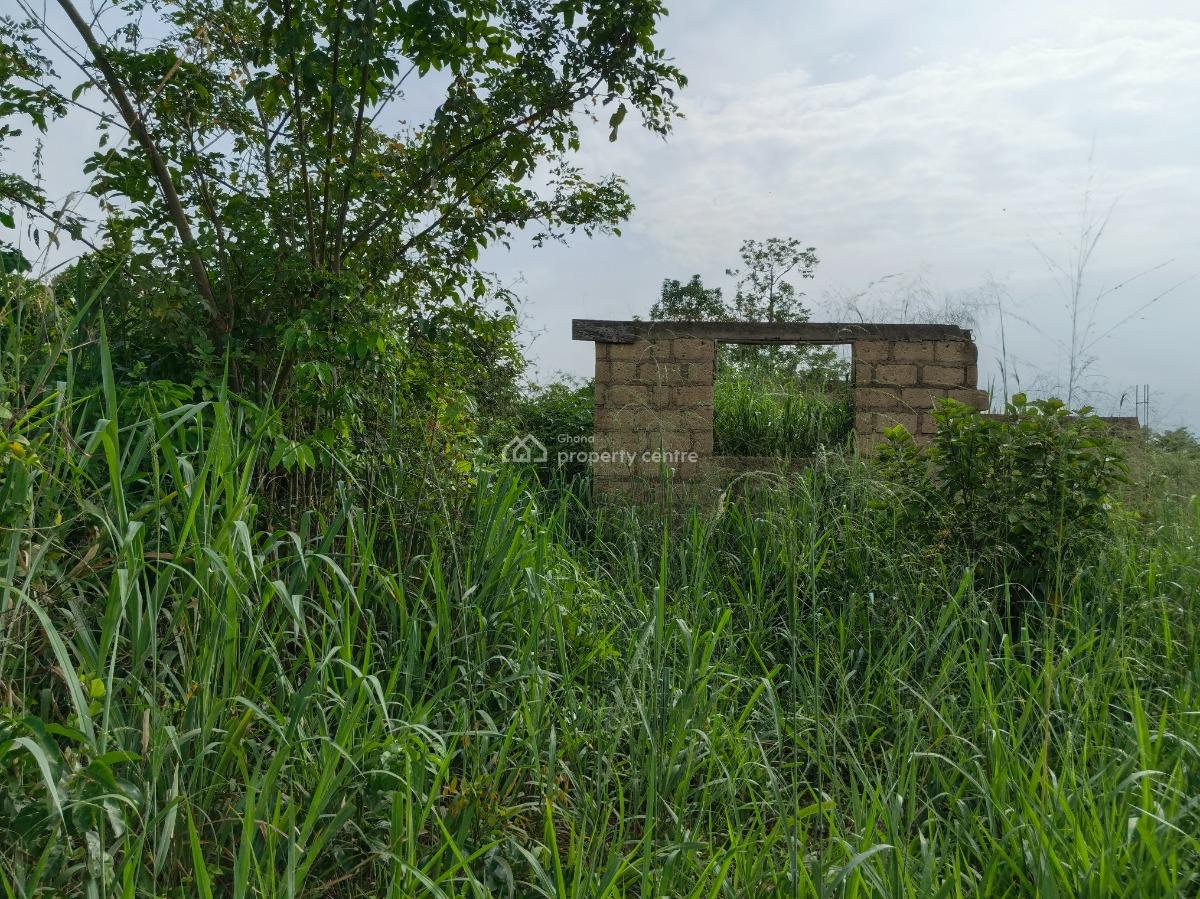 Plot, Adankwaame, on Abrepo Barekese Road, Kumasi Metropolitan, Ashanti, Residential Land for Sale