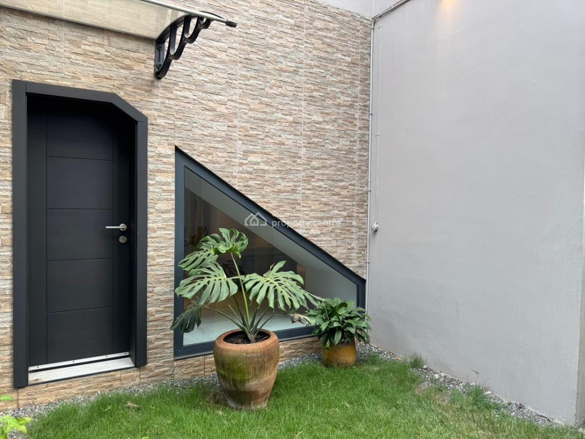 3.5 Bedroom Furnished Townhouse, Airport Residential, Accra Metropolitan, Accra, House for Sale